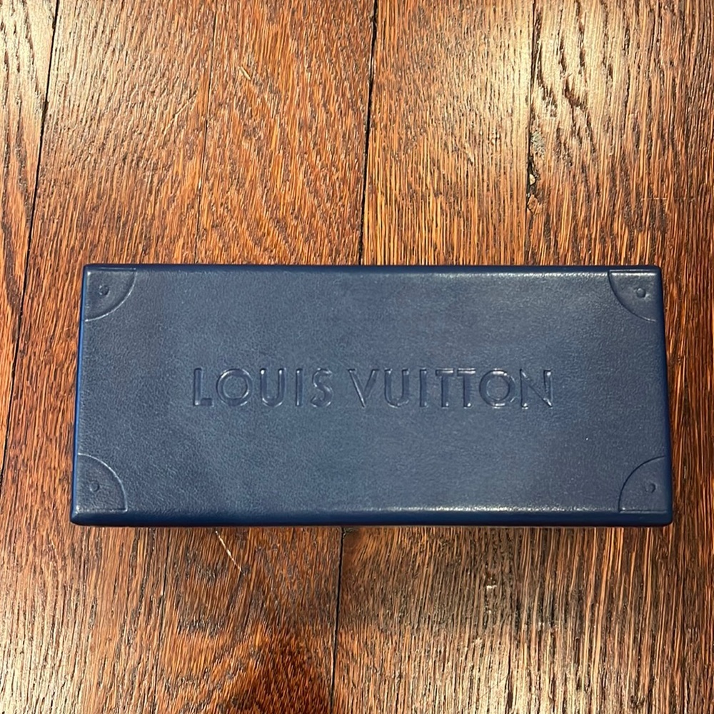 BRAND NEW LOUIS VUITTON WAYFARER SUNGLASSES